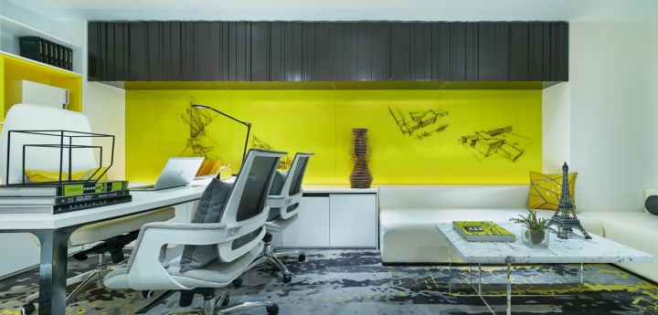 Стильный дизайн кабинета в креативном оформлении офиса - Фото 2