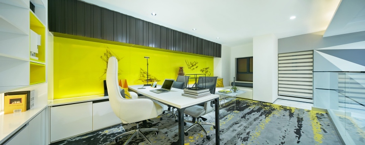 Стильный дизайн кабинета в креативном оформлении офиса - Фото 4
