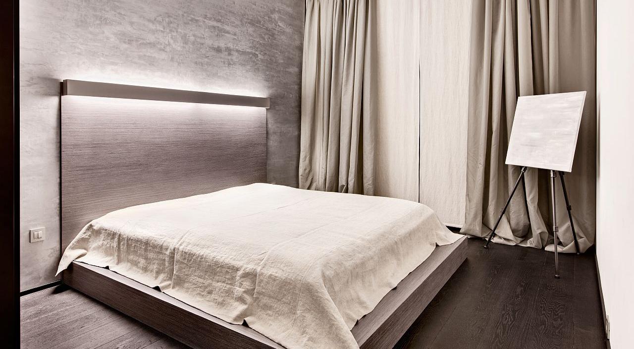 Бежево-коричневая спальня в стиле минимализм