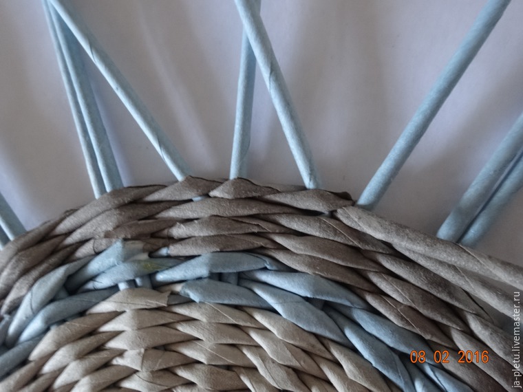 Мастер-класс: плетение сервировочных ковриков из бумажных трубочек, фото № 13