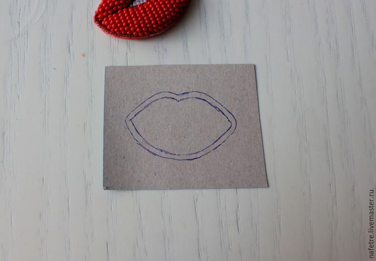 Создаем стильную объемную брошь из бисера «Red Lips», фото № 19