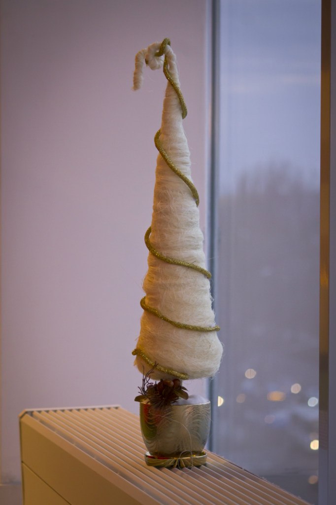Мастер-класс: новогодняя елка из сизаля, фото № 35