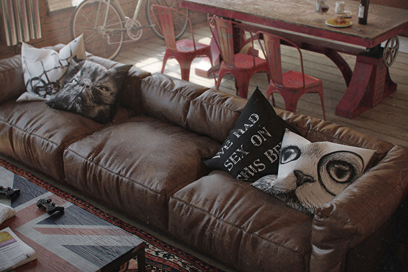 Кожаный диван на кухне в стиле лофт