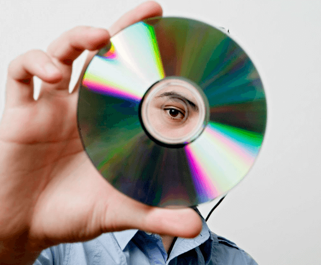  что делать со старыми видеокассетами и CD-дисками