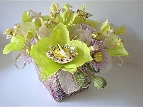 МК - орхидеи из гофрированной бумаги и конфет /// Master Class - orchid corrugated paper