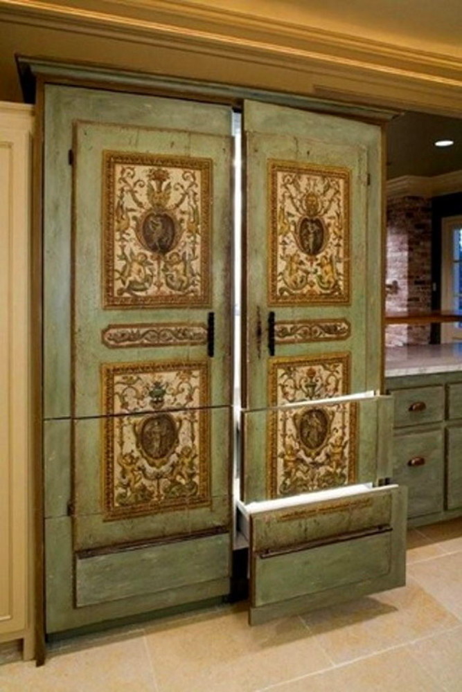 Шкаф в стиле шебби для холодильника