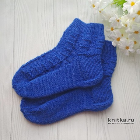 Вязанные спицами носки. Работа moonus_knit. Вязание спицами.