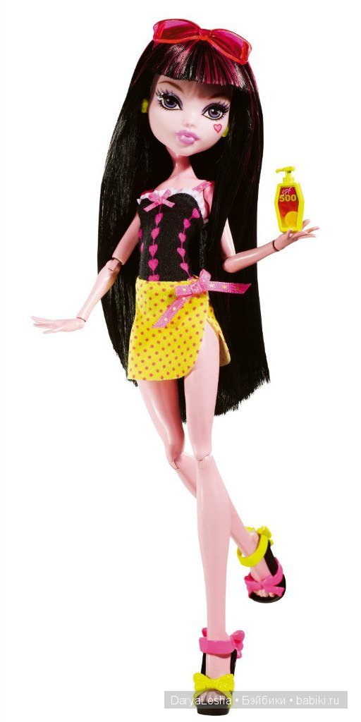 Monster High - Дракулаура, Draculaura