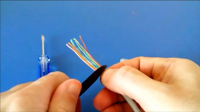 Как обжать коннектор RJ45 простой отверткой